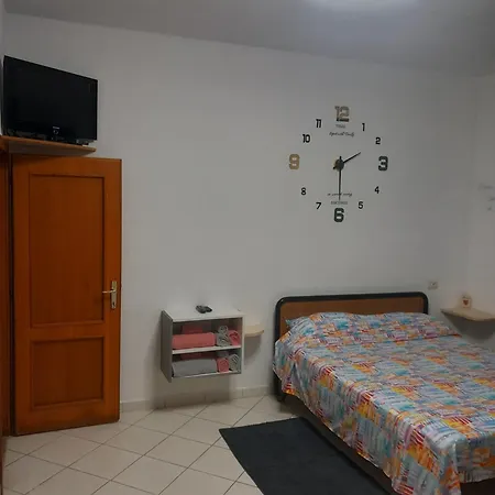 Apartment Gjeka *